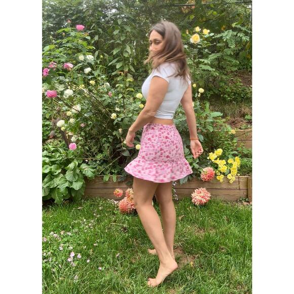 Reworked Pink Floral Cotton Mini Skirt – Made in India - Picture 3 of 7